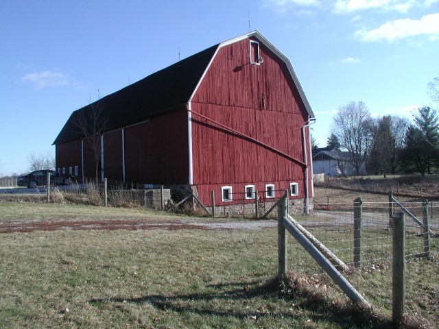 red barn, Moore property, Barry Lonik photo credit