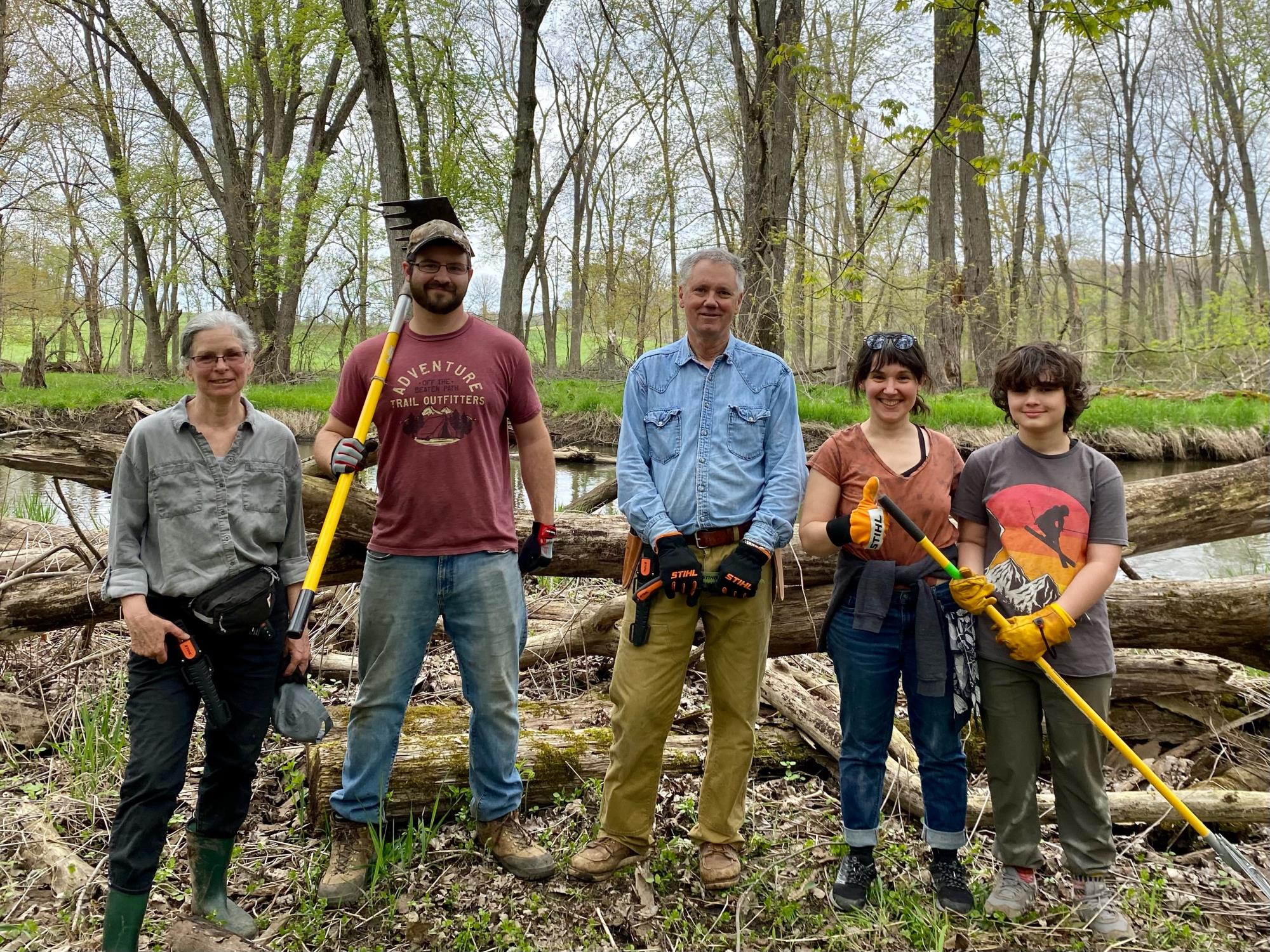 Volunteers by Mill Creek